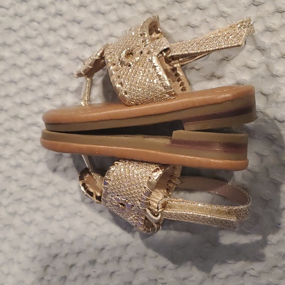 Toddler girl sandals! Size 4M - Picture 4 of 5